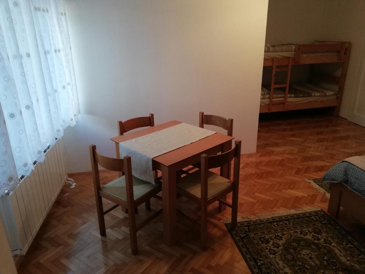 Bed and Breakfast Sobe Šabec Postojna Exteriér fotografie